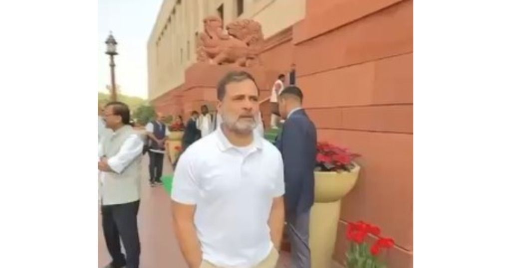 Rahul Gandhi speaking on ECHS issues and disability pension concerns