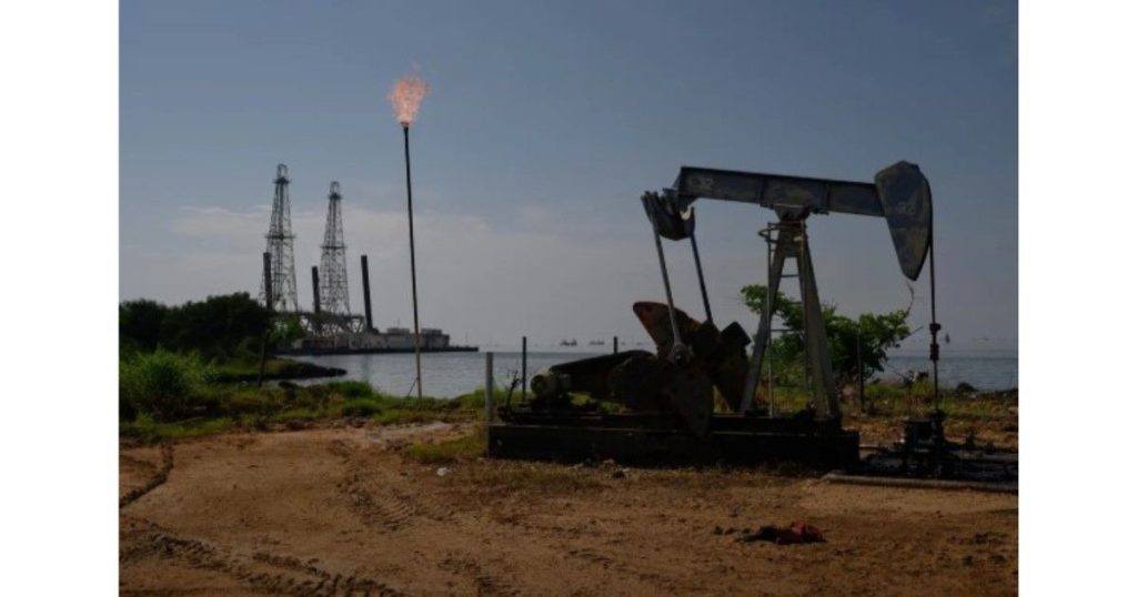 Crude oil barrels and global map highlighting Hormuz Strait amid rising oil prices