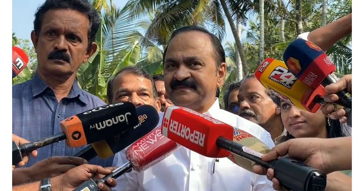UDF leaders campaigning in Kerala Assembly Elections 2026 amid strong voter turnout