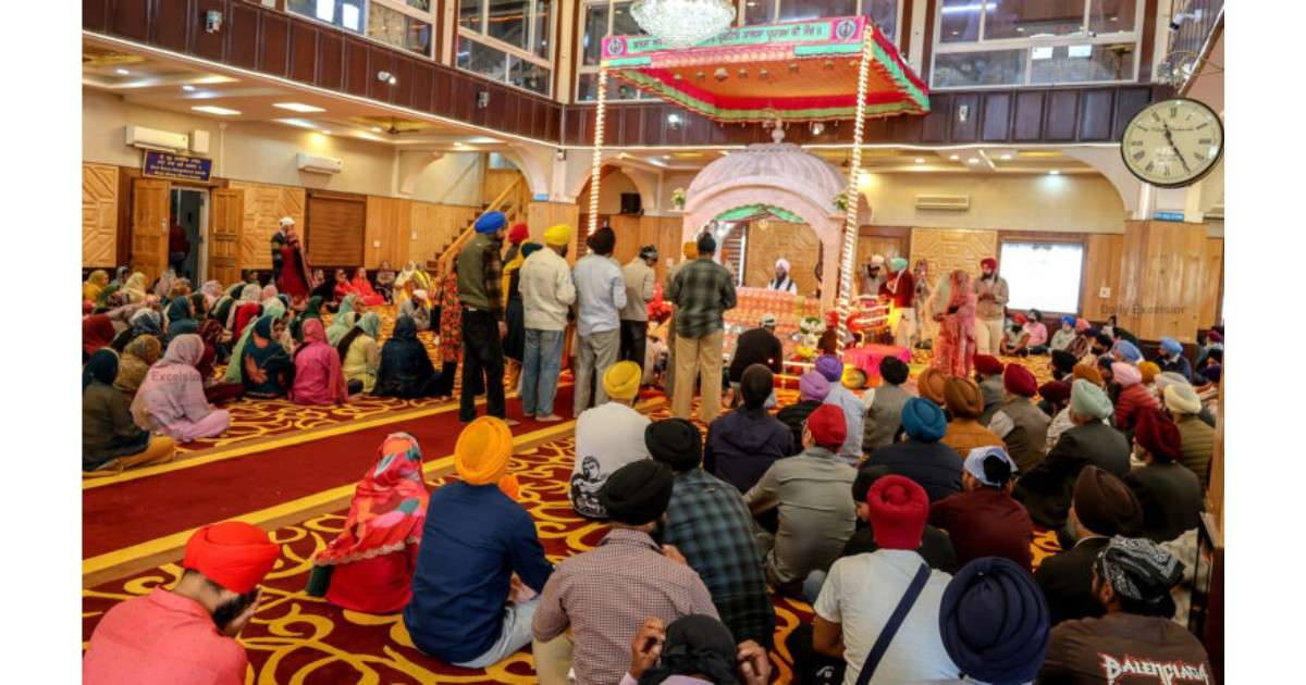 Sikh devotees offering prayers at Gurdwara Chati Padshahi during Baisakhi in Kashmir