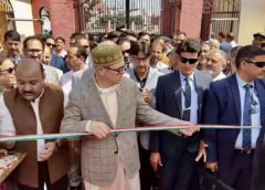 Omar Abdullah Declines to Cut Tricolour-Themed Ribbon at Kashmir Haat Event, Emphasises Respect for National Flag