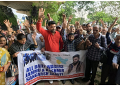Daily Wagers Protest in Jammu Intensifies Over Regularisation and Wage Demands