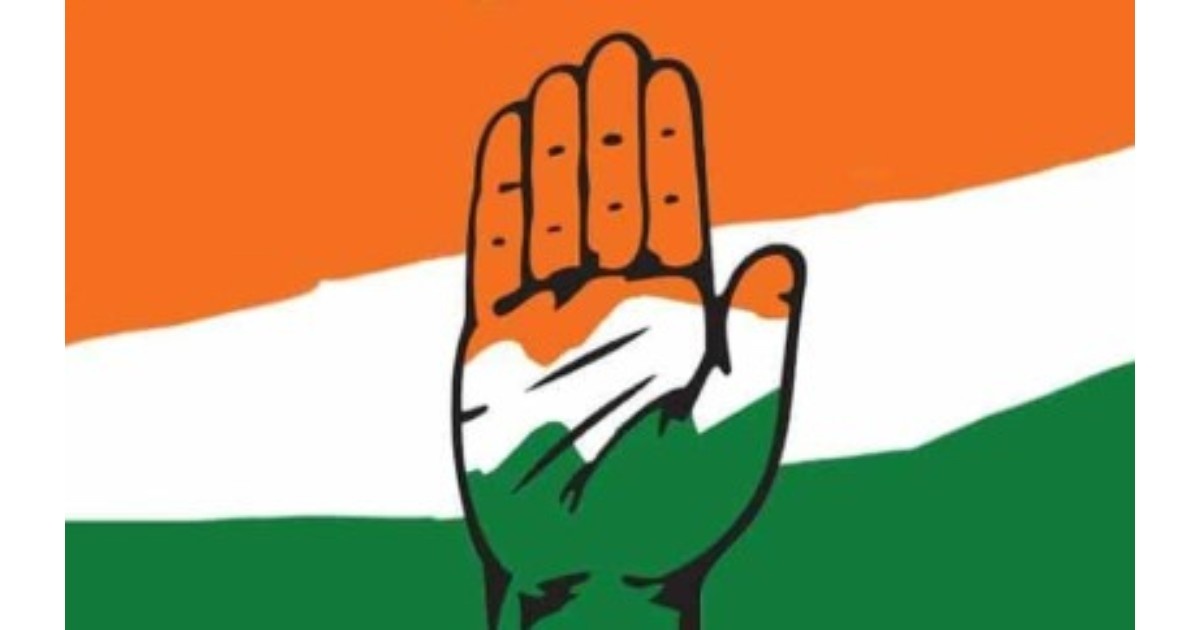 Congress workers celebrating Kerala election trends