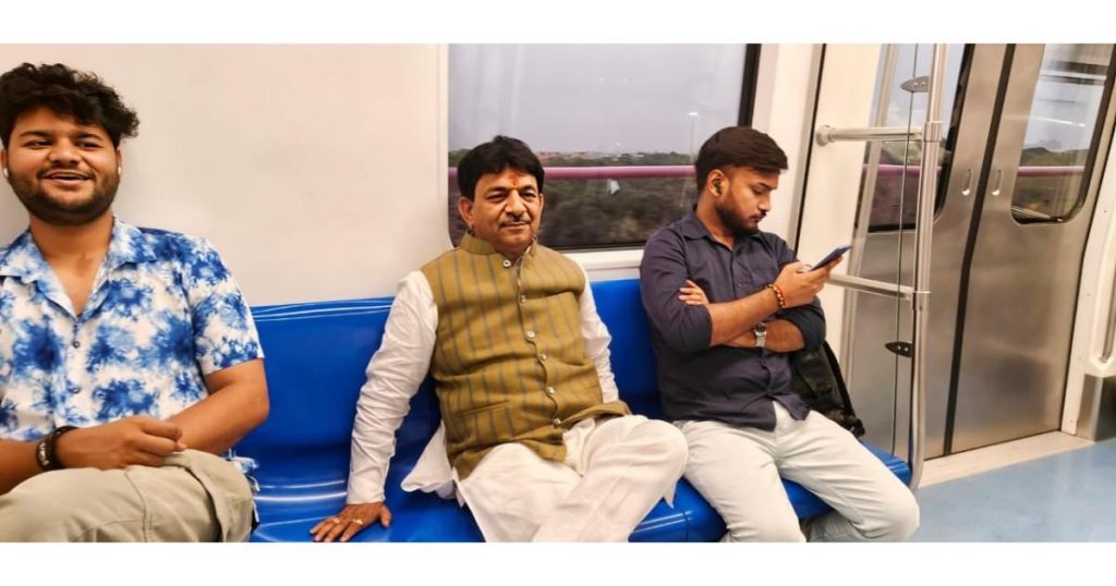 UP Minister Kapil Dev Agarwal travelling by Metro and Namo Bharat Train from Delhi to Meerut